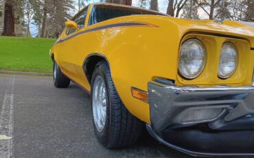 Buick-gsx-1970-yellow-5