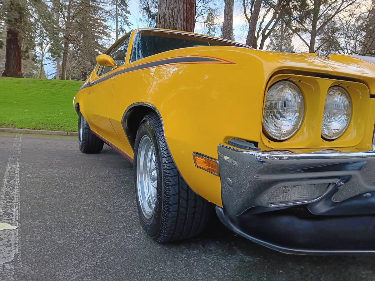 Buick-gsx-1970-yellow-5