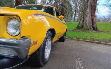 Buick-gsx-1970-yellow-9