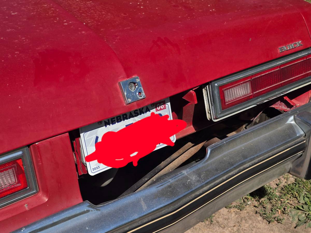 Buick-la-sabre-convertable-1975-red-3