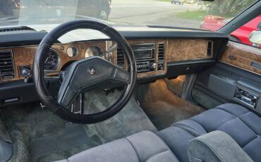 Buick-lasabre-1982-blue