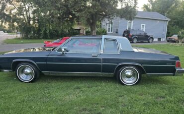 Buick-lasabre-1982-blue-4