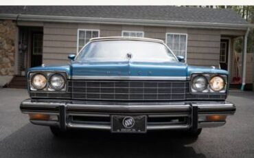 Buick-le-sabre-convertible-1975-blue-2