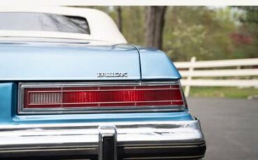 Buick-le-sabre-convertible-1975-blue-3