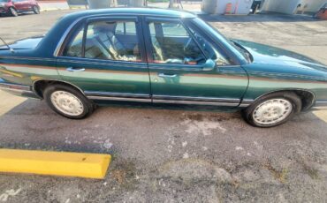 Buick-lesabre-1993-green-1