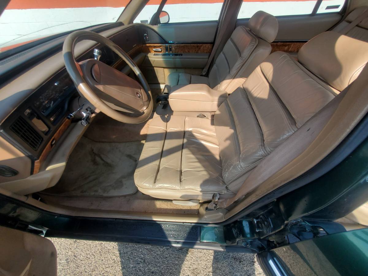Buick-lesabre-1993-green-5