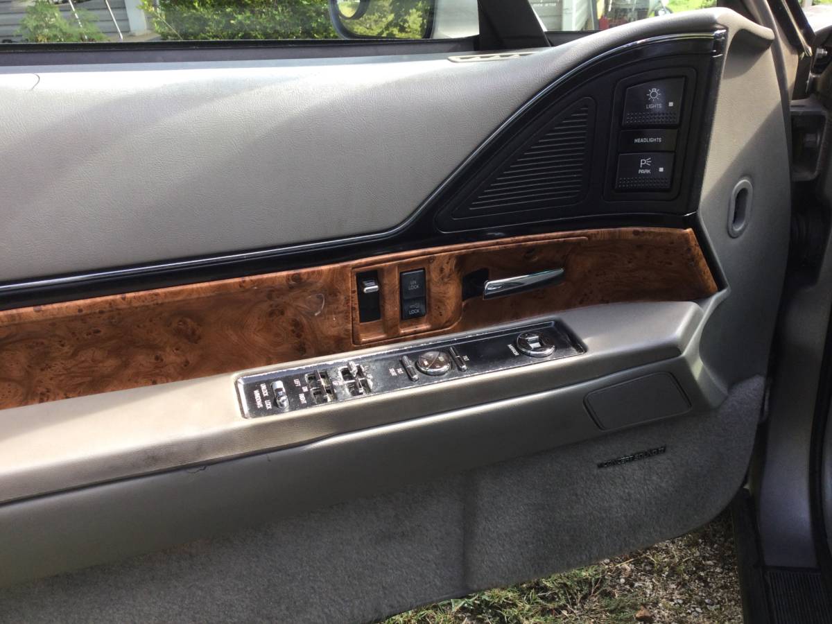Buick-lesabre-1995-5