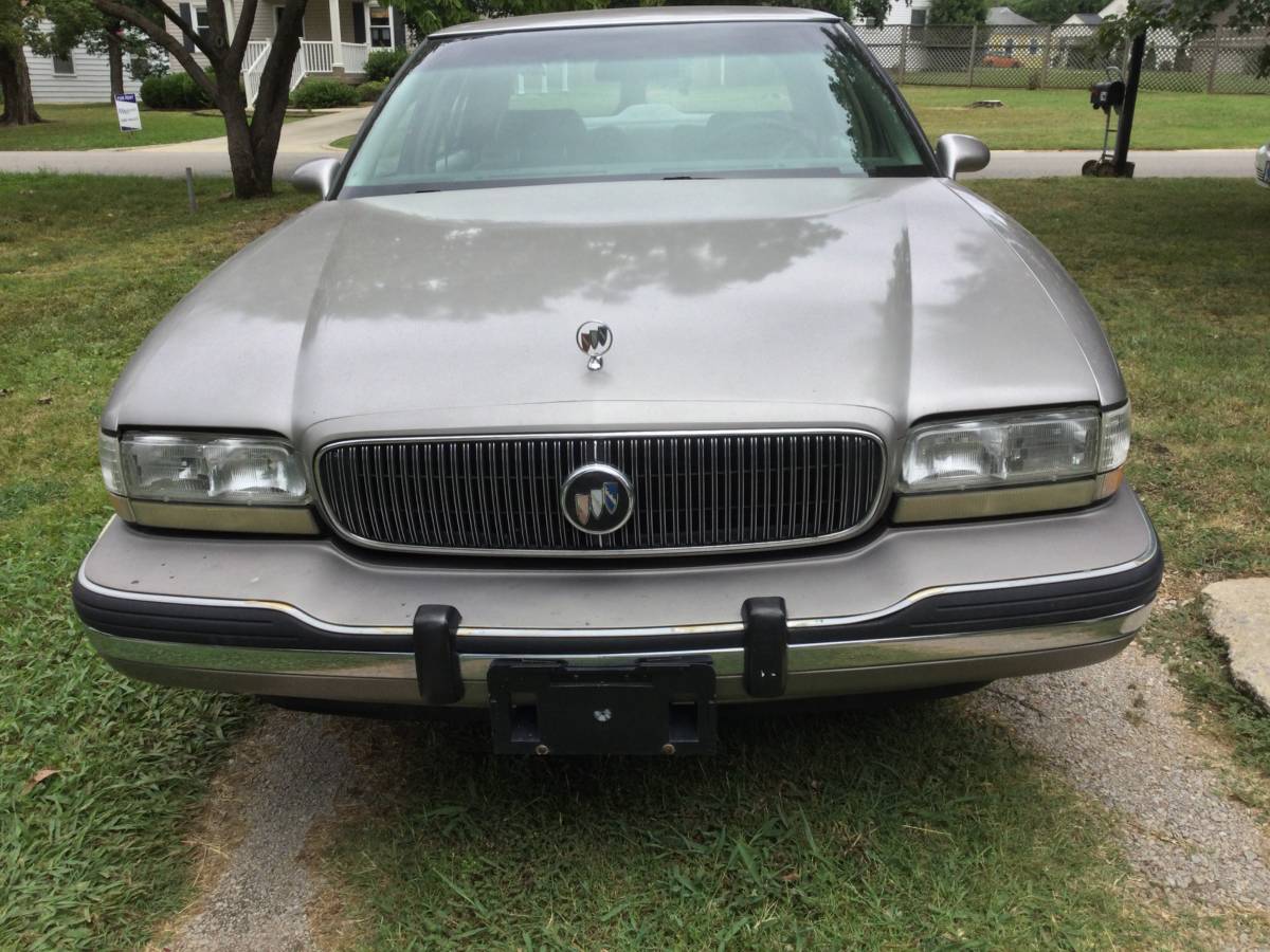 Buick-lesabre-1995