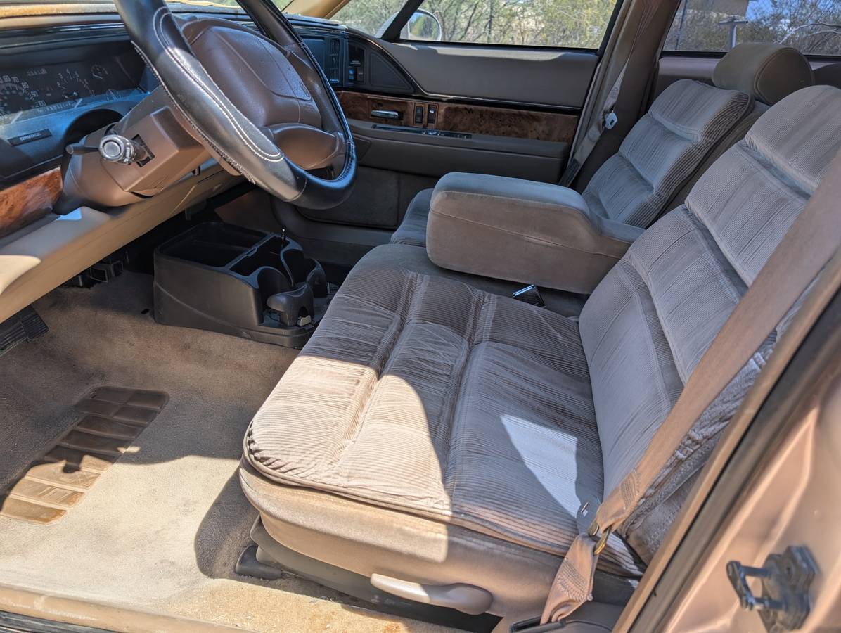 Buick-lesabre-custom-1994-brown-12