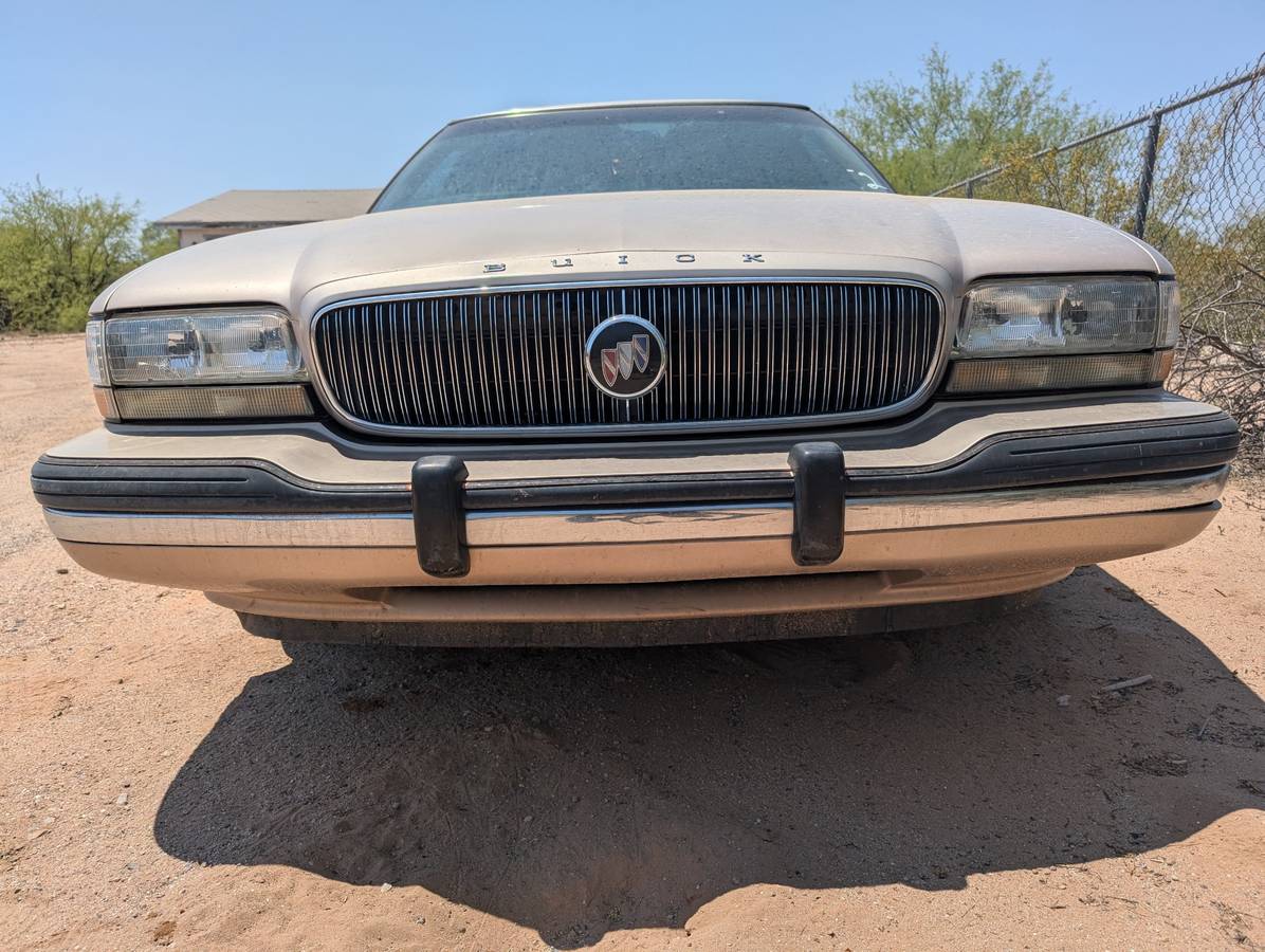 Buick-lesabre-custom-1994-brown