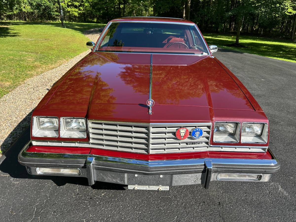 Buick-lesabre-limited-1981-custom-11