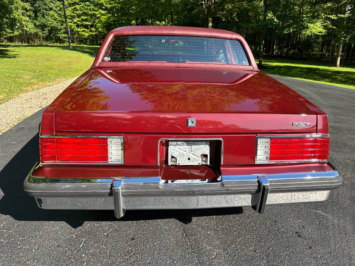 Buick-lesabre-limited-1981-custom-15