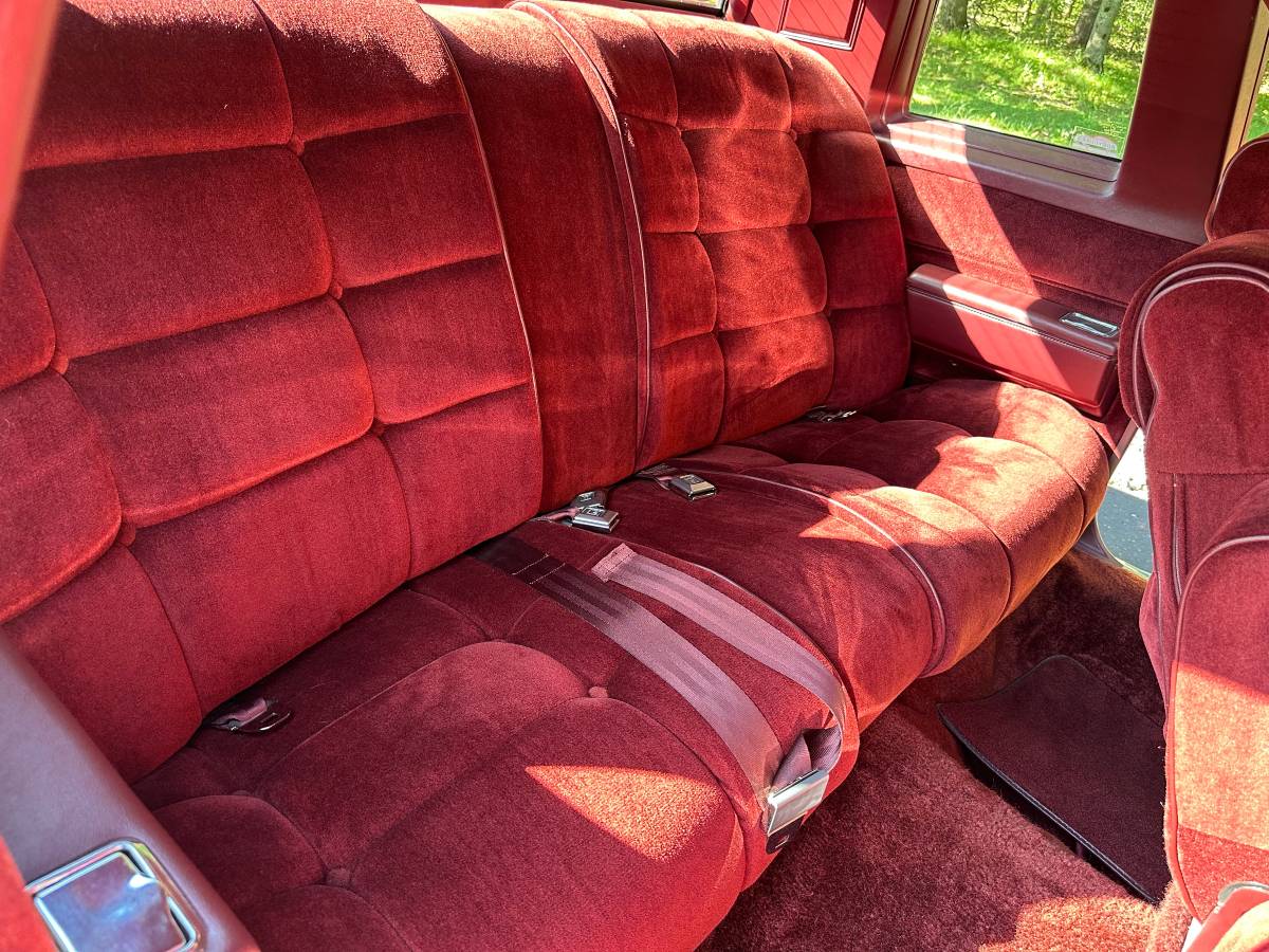 Buick-lesabre-limited-1981-custom-18