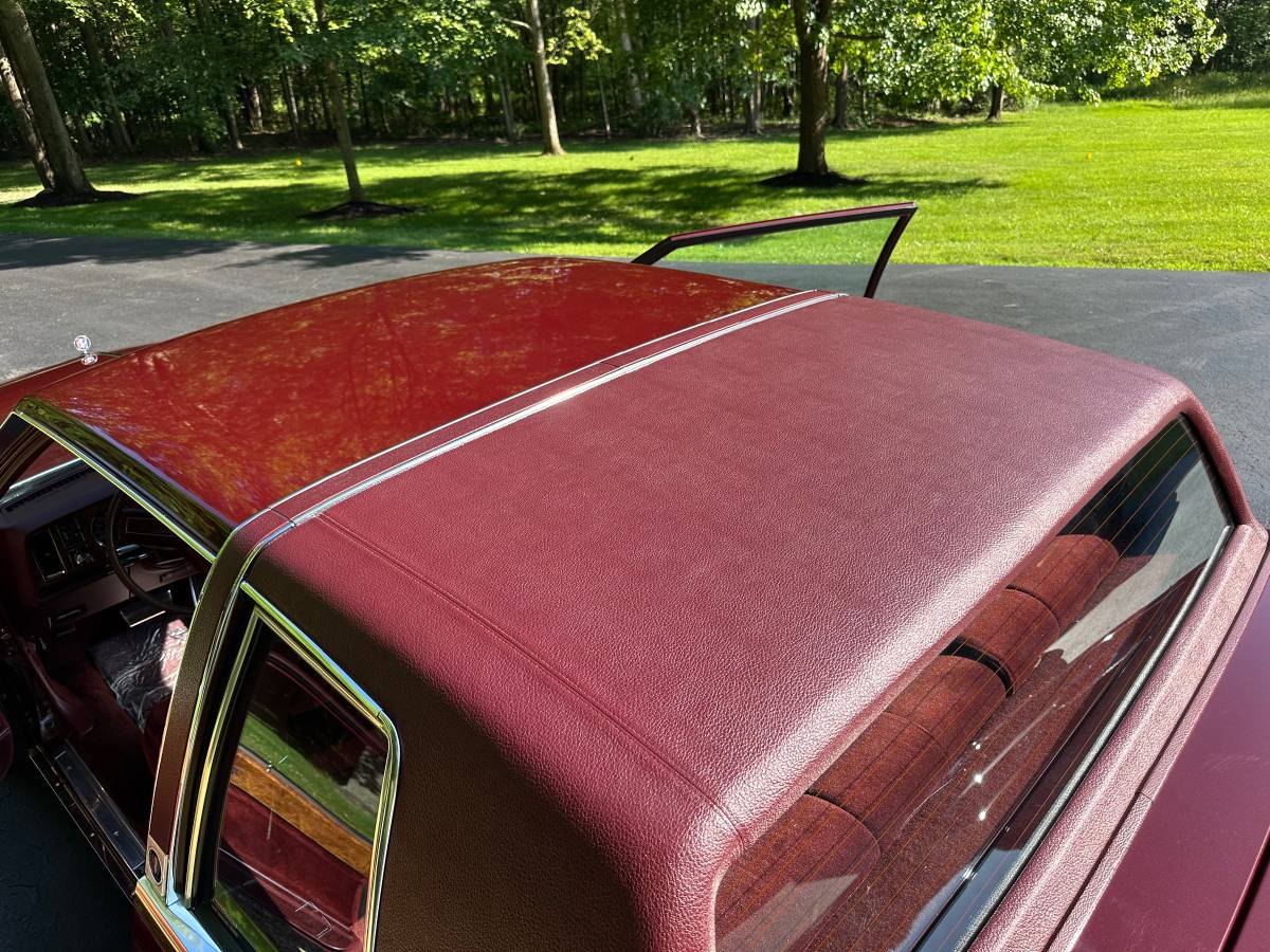 Buick-lesabre-limited-1981-custom-21