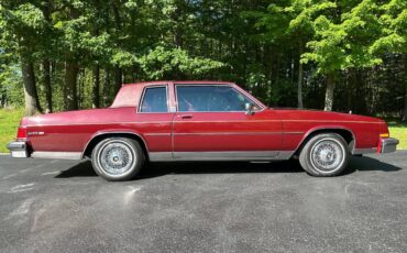 Buick-lesabre-limited-1981-custom