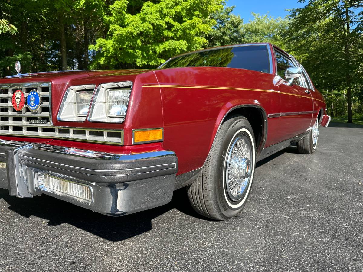 Buick-lesabre-limited-1981-custom-9