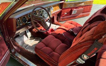 Buick-lesabre-limited-1981-red-38
