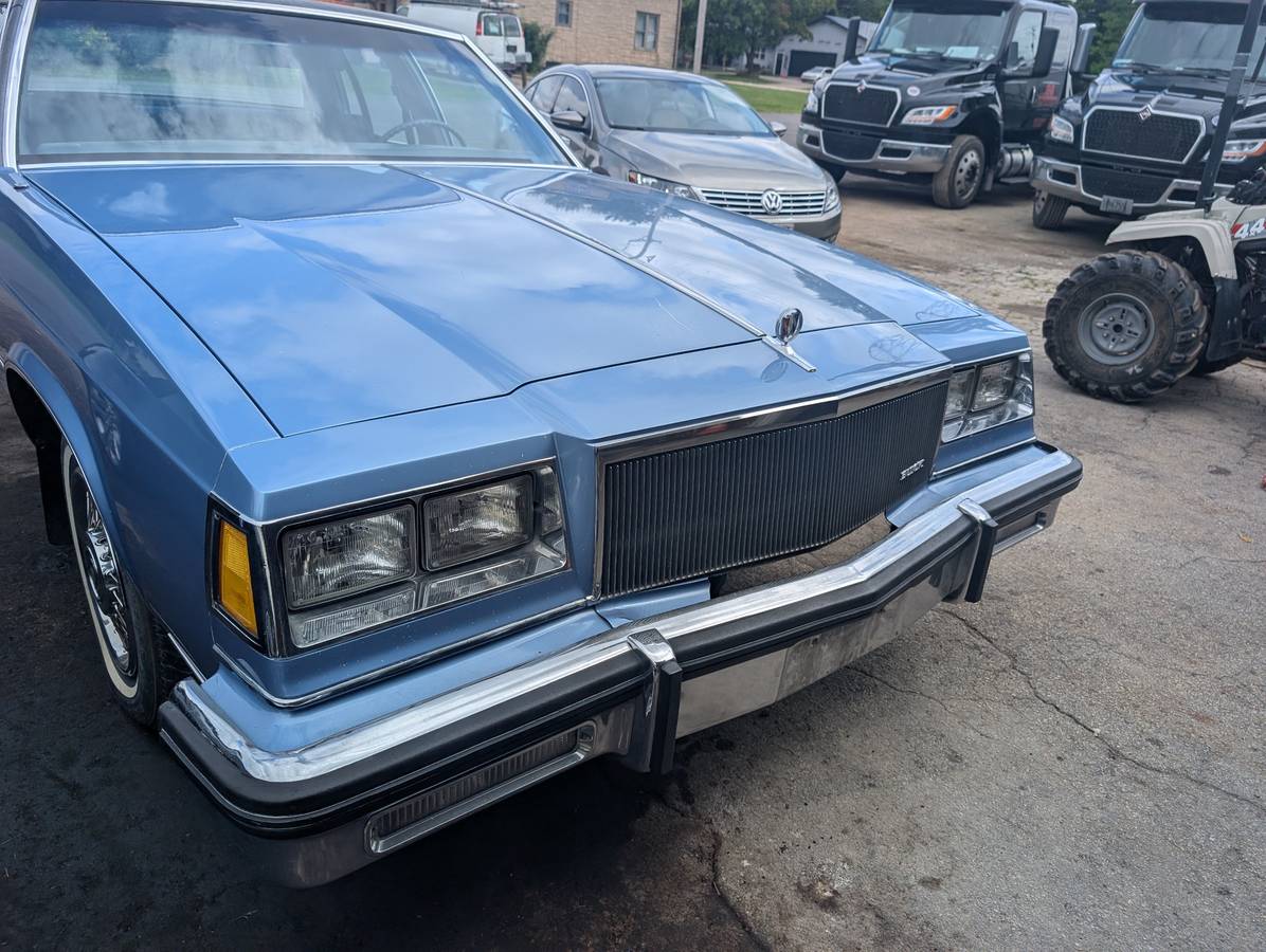 Buick-lesabre-limited-1984-blue-1