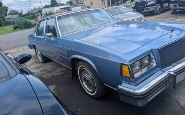 Buick-lesabre-limited-1984-blue-2