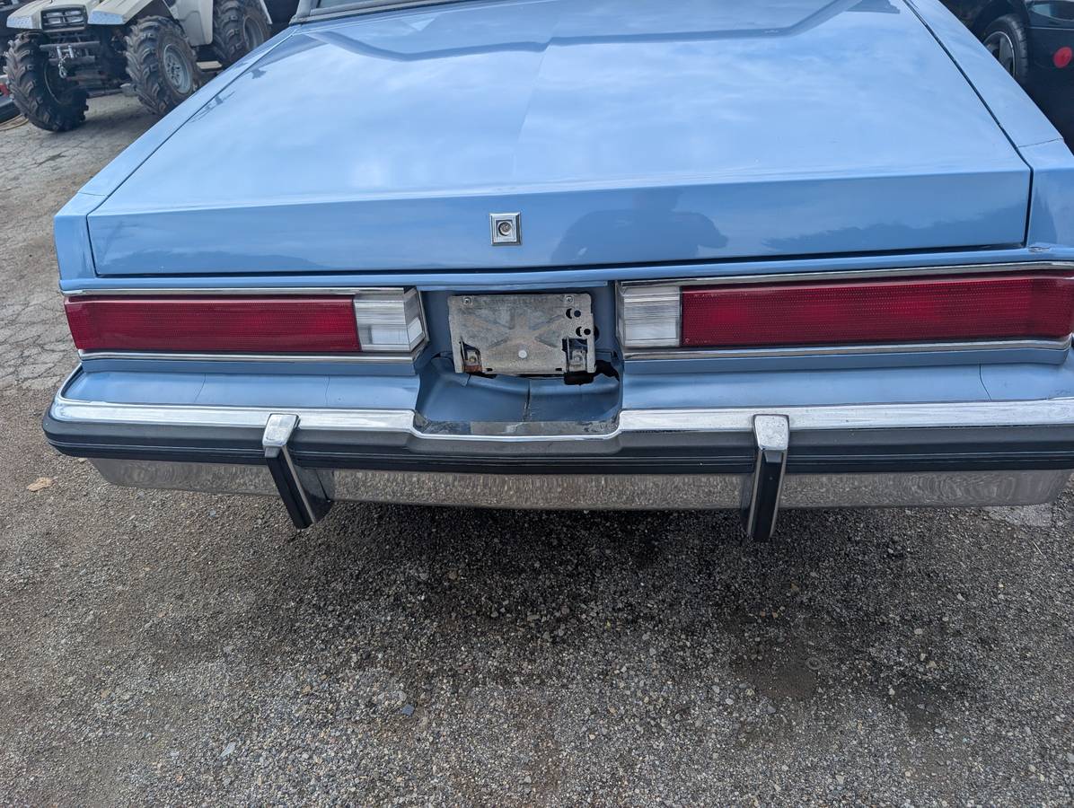 Buick-lesabre-limited-1984-blue-8