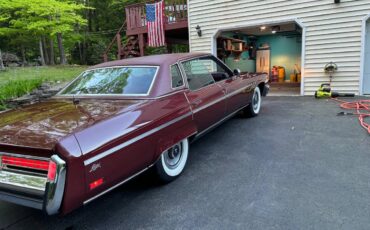 Buick-park-ave-ltd-1976-red-1