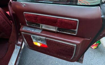 Buick-park-ave-ltd-1976-red-5
