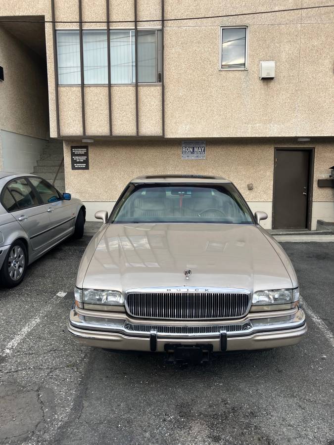 Buick-park-avenue-ultra-1992-1