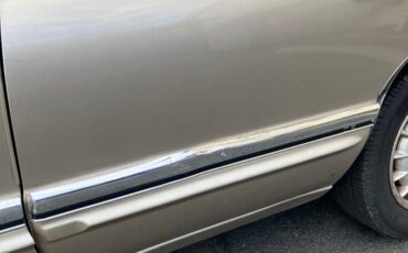 Buick-park-avenue-ultra-1992-11