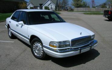 Buick-park-avenue-ultra-1993-white
