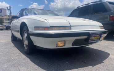 Buick-reatta-1988-white-5