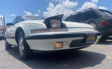 Buick-reatta-1988-white-7