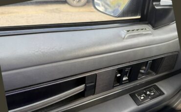 Buick-reatta-1989-silver-20
