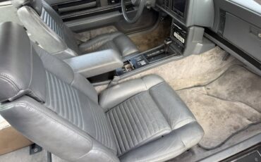 Buick-reatta-1989-silver-23