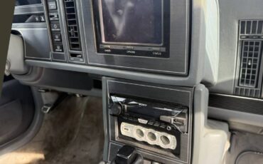 Buick-reatta-1989-silver-4