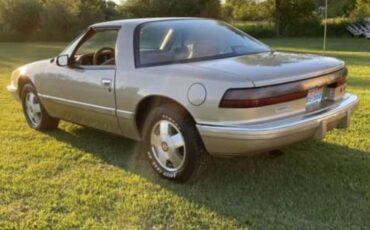 Buick-reatta-1990-brown-15