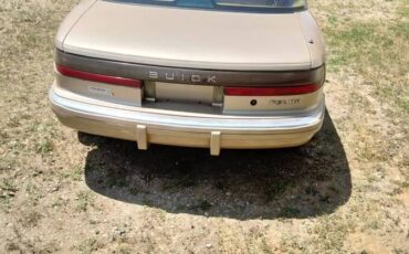 Buick-reatta-1990-brown-16
