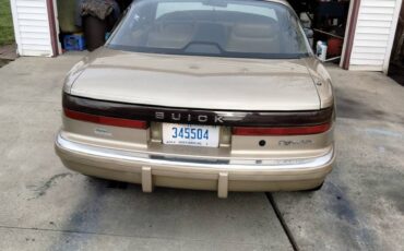 Buick-reatta-1990-brown-2