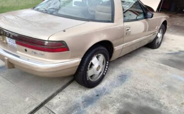 Buick-reatta-1990-brown-3