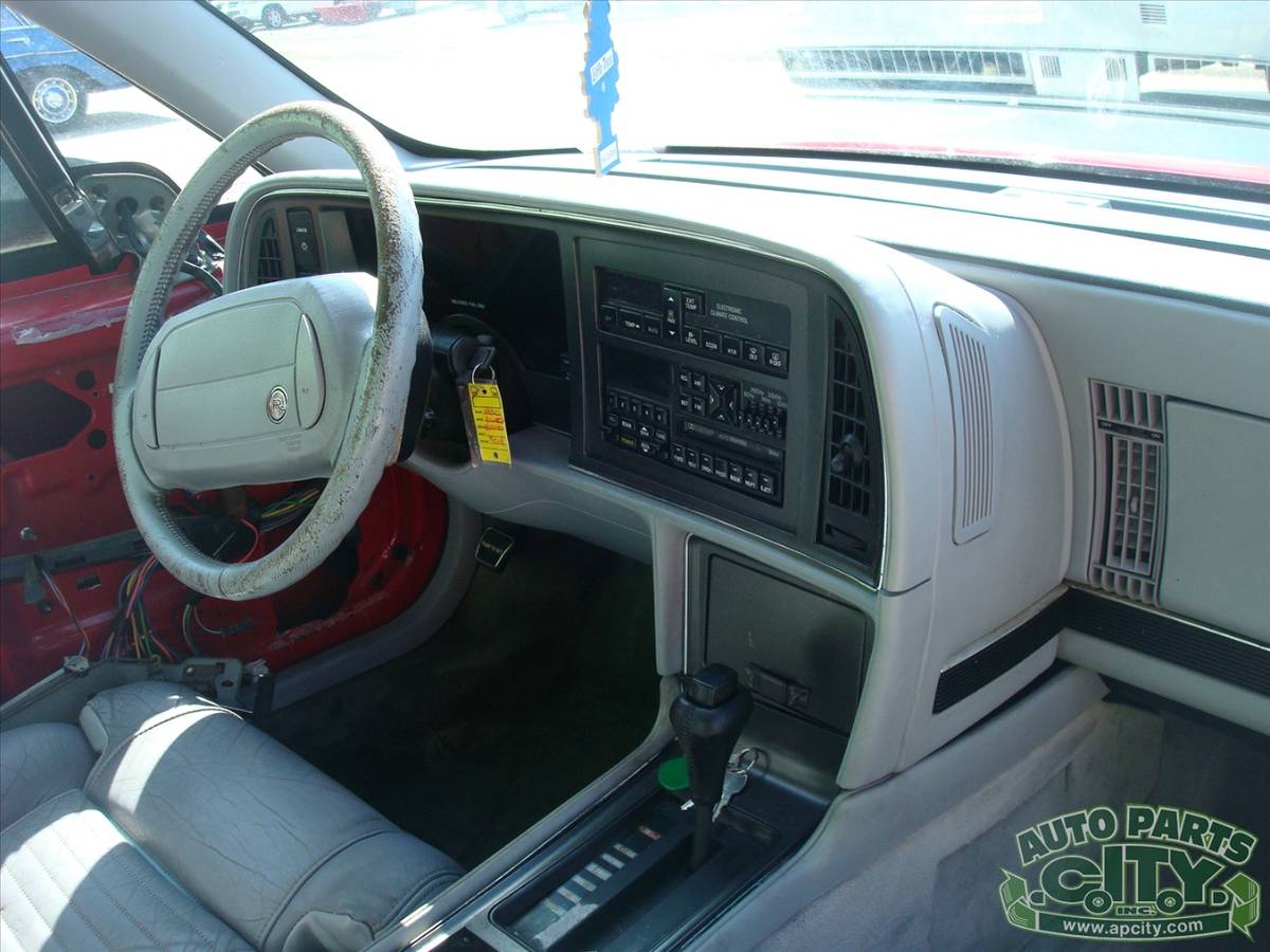 Buick-reatta-1990-red-20