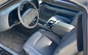 Buick-reatta-1990-silver
