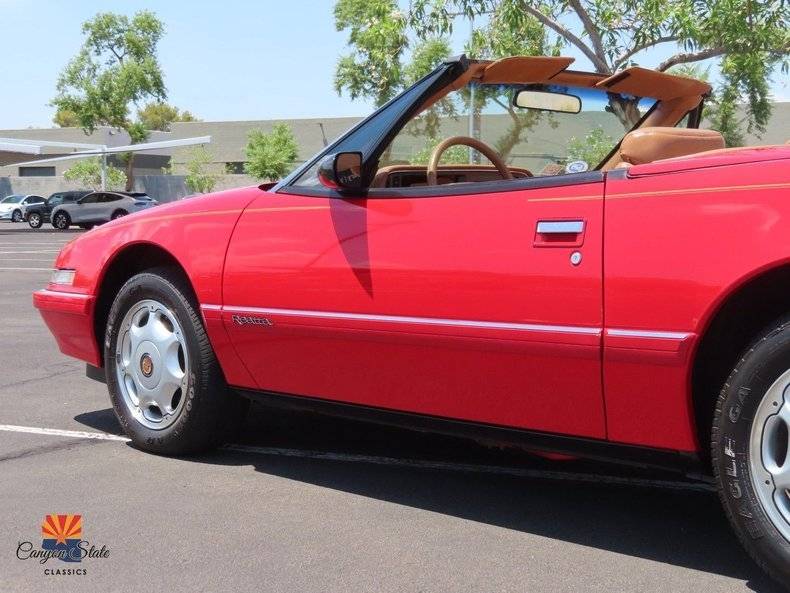 Buick-reatta-2dr-convertible-1991-red-19