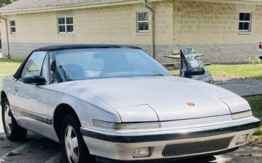 Buick-reatta-coupe-1990-silver-14