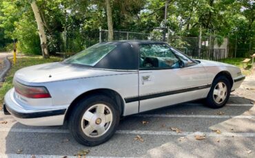 Buick-reatta-coupe-1990-silver-4