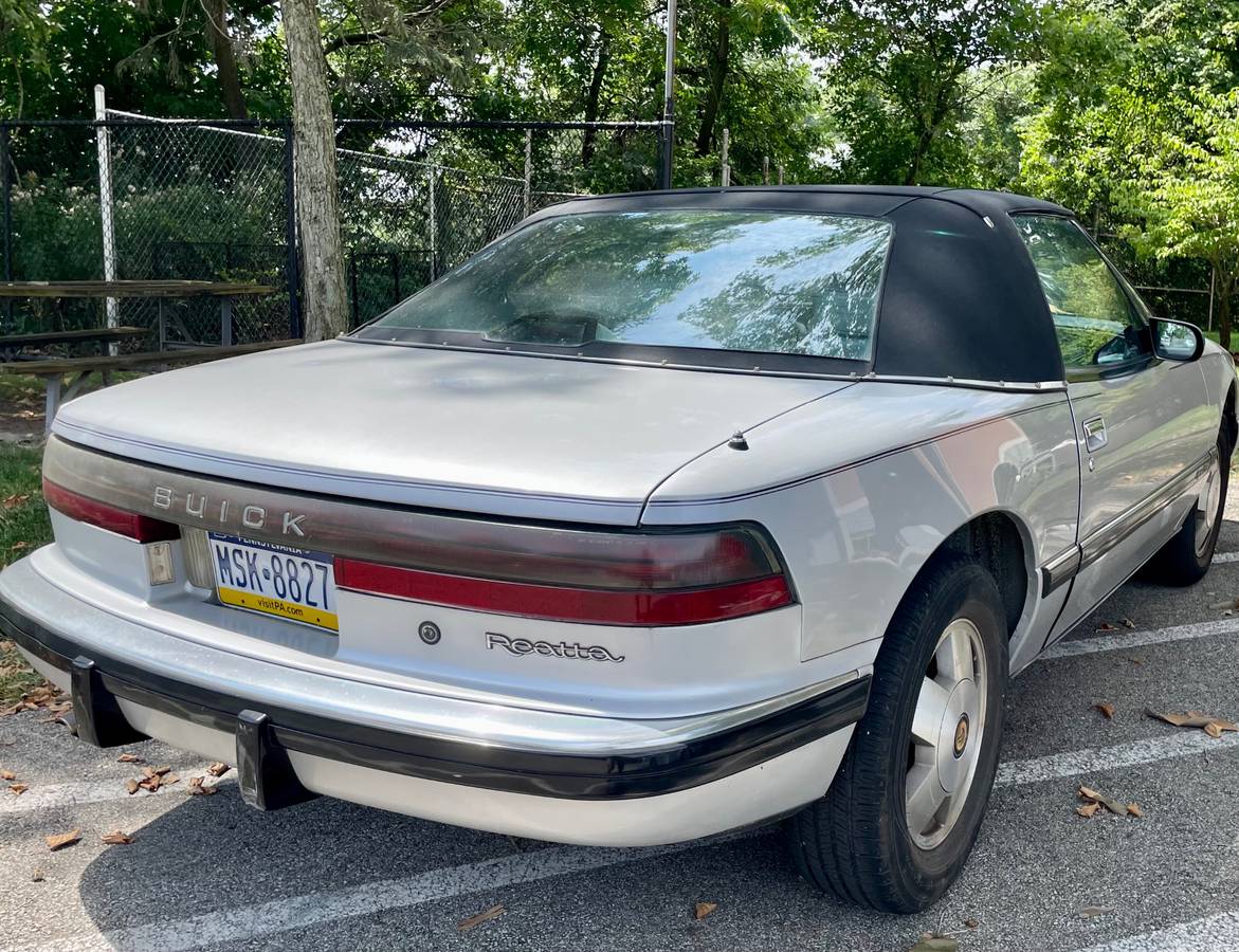 Buick-reatta-coupe-1990-silver-6