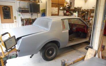 Buick-regal-1979-black-8