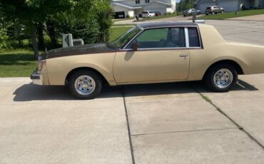 Buick-regal-1979-custom