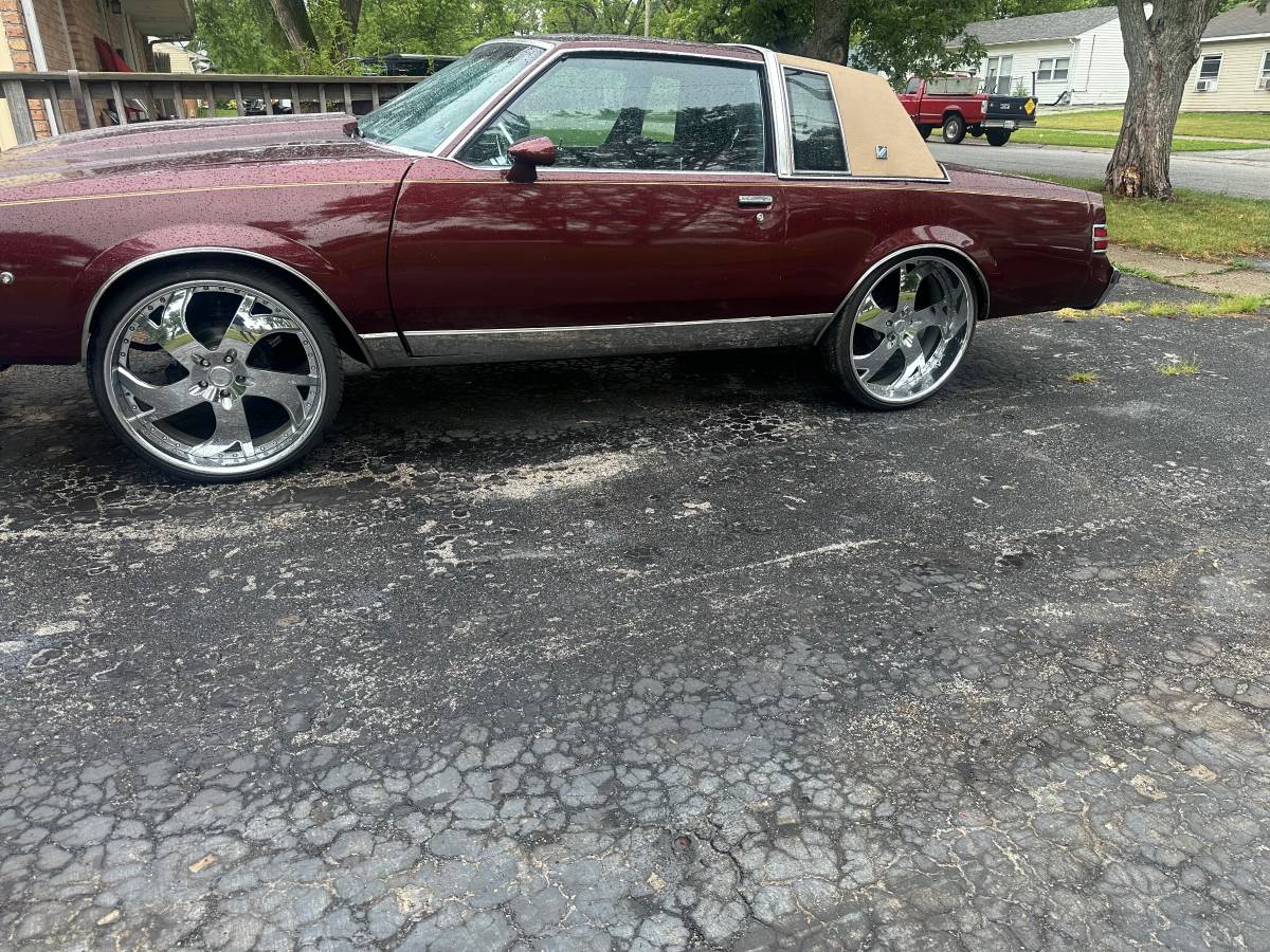 Buick-regal-1986-custom-3