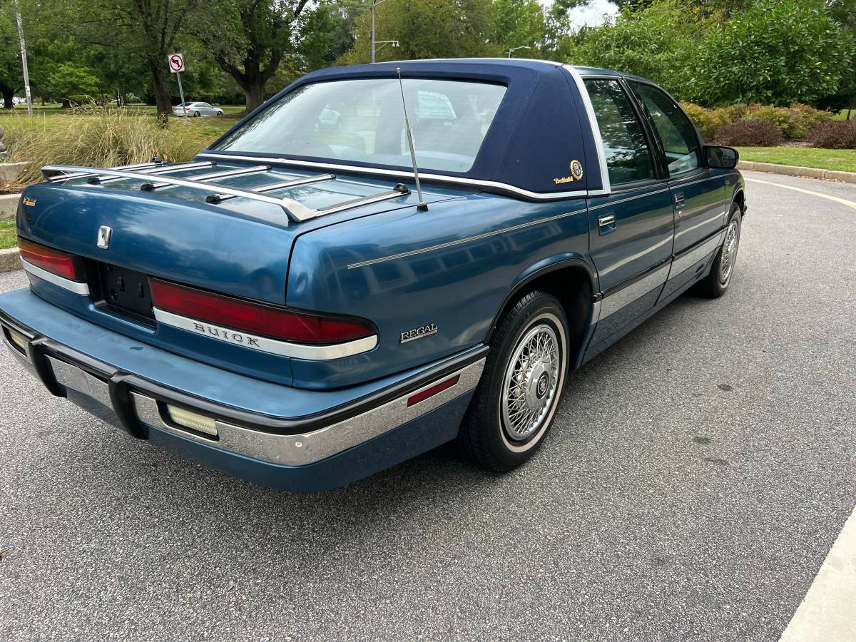 Buick-regal-1991-blue-1