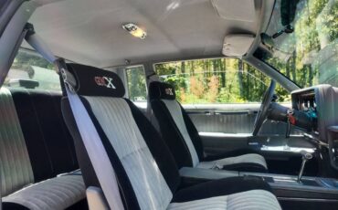 Buick-regal-gnx-grand-national-1987-1