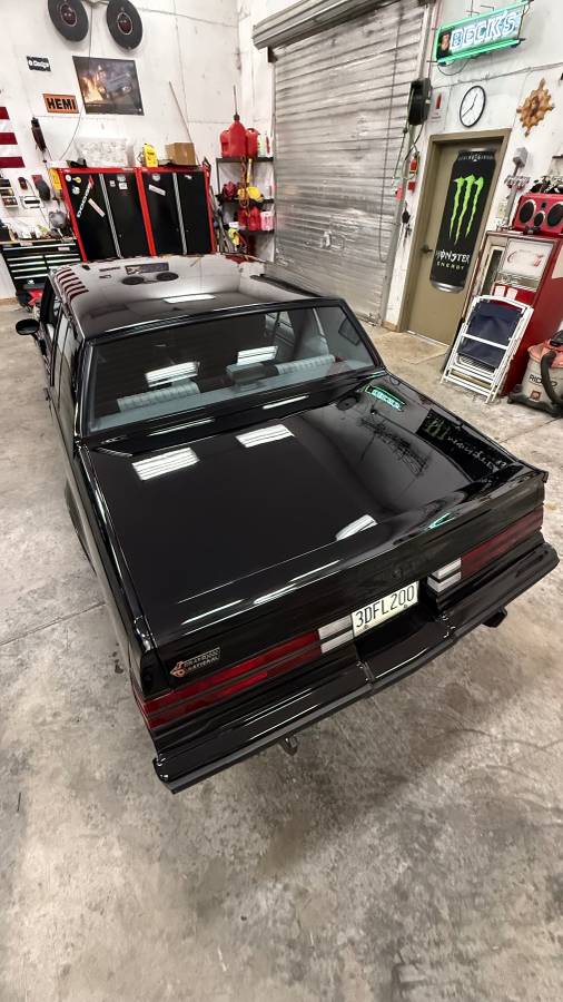 Buick-regal-grand-national-1987-11